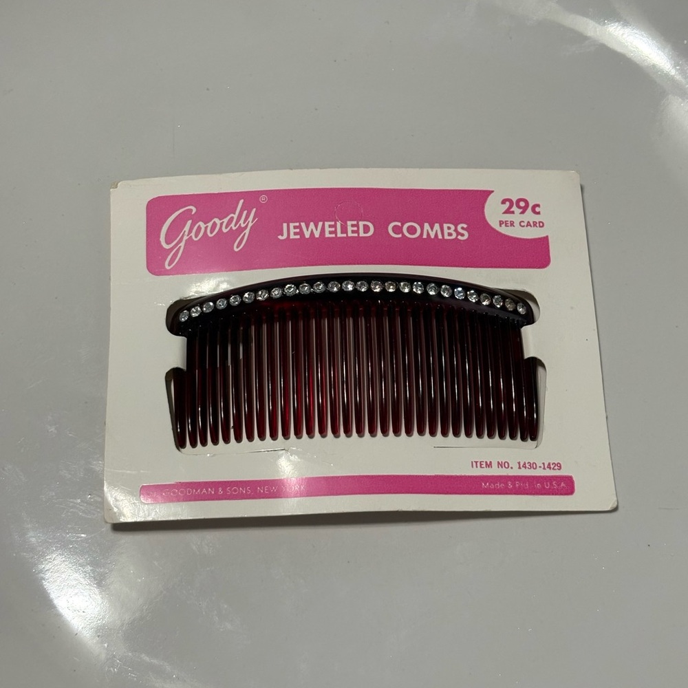 Sale!!! Vintage Goody Burgundy Jeweled Hair Comb